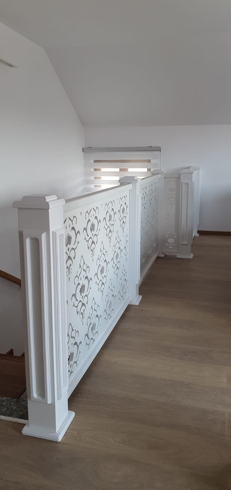 Balustrada cu stalpi ornamentali si mana curenta - Model Anastasia