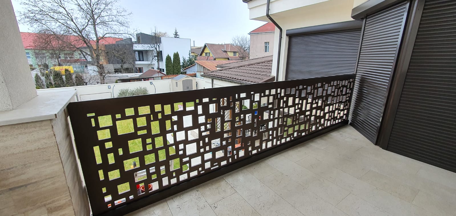 Balustrada ornamentala de exterior din material HPL - Model Patrate