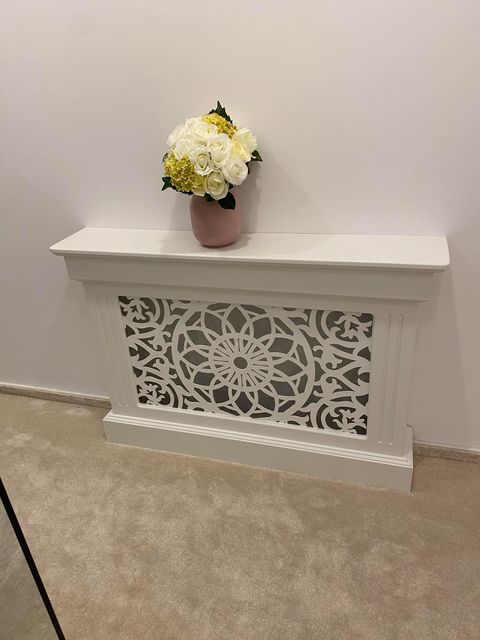 Masca de calorifer/distribuitor tevi cu soclu evazat - Model Floare Marocana