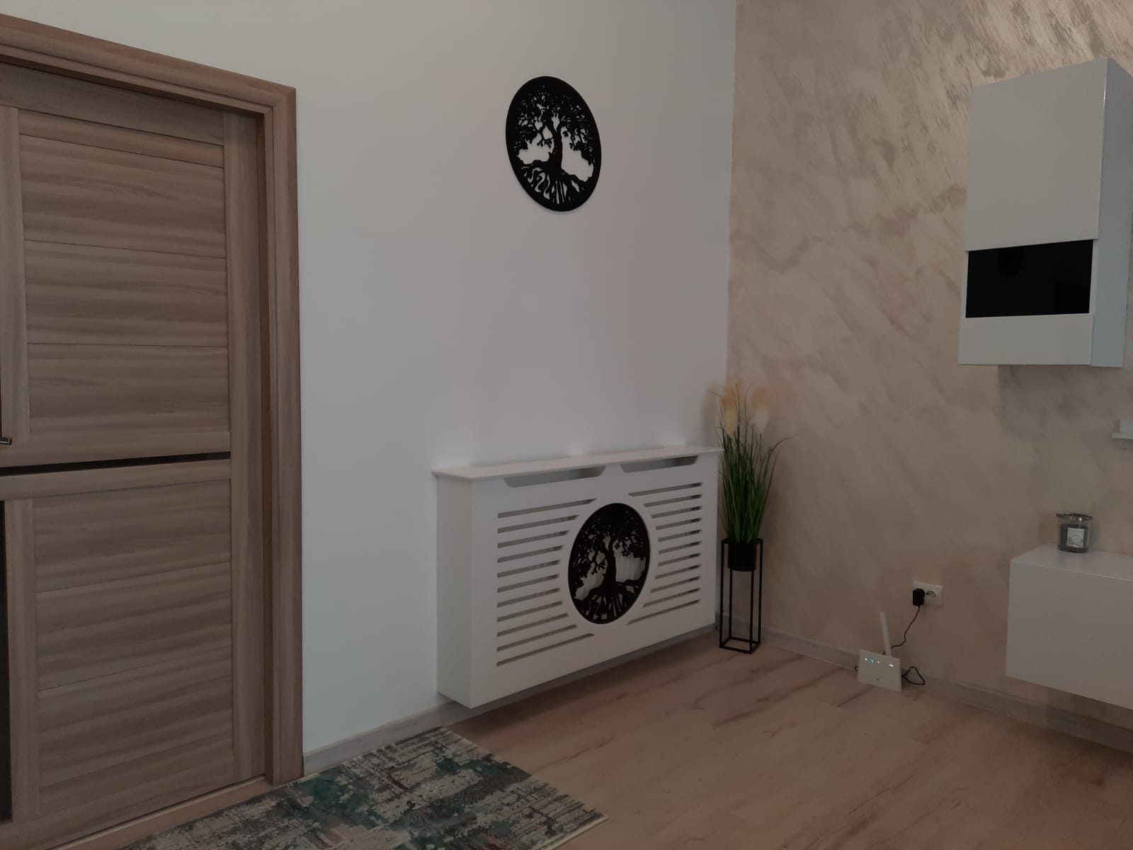 Masca de calorifer suspendata - Model Arborele Vietii Black & White