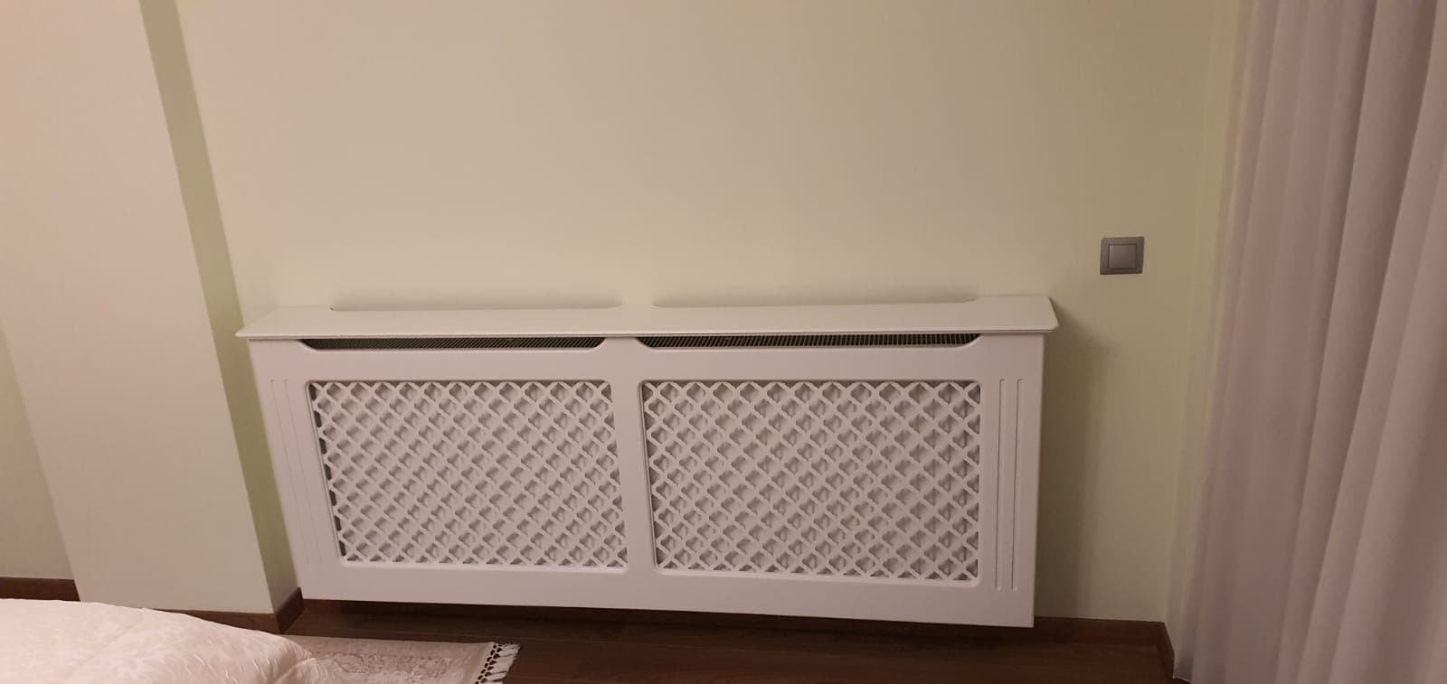 Masca de calorifer suspendata - Model Romb Rusesc