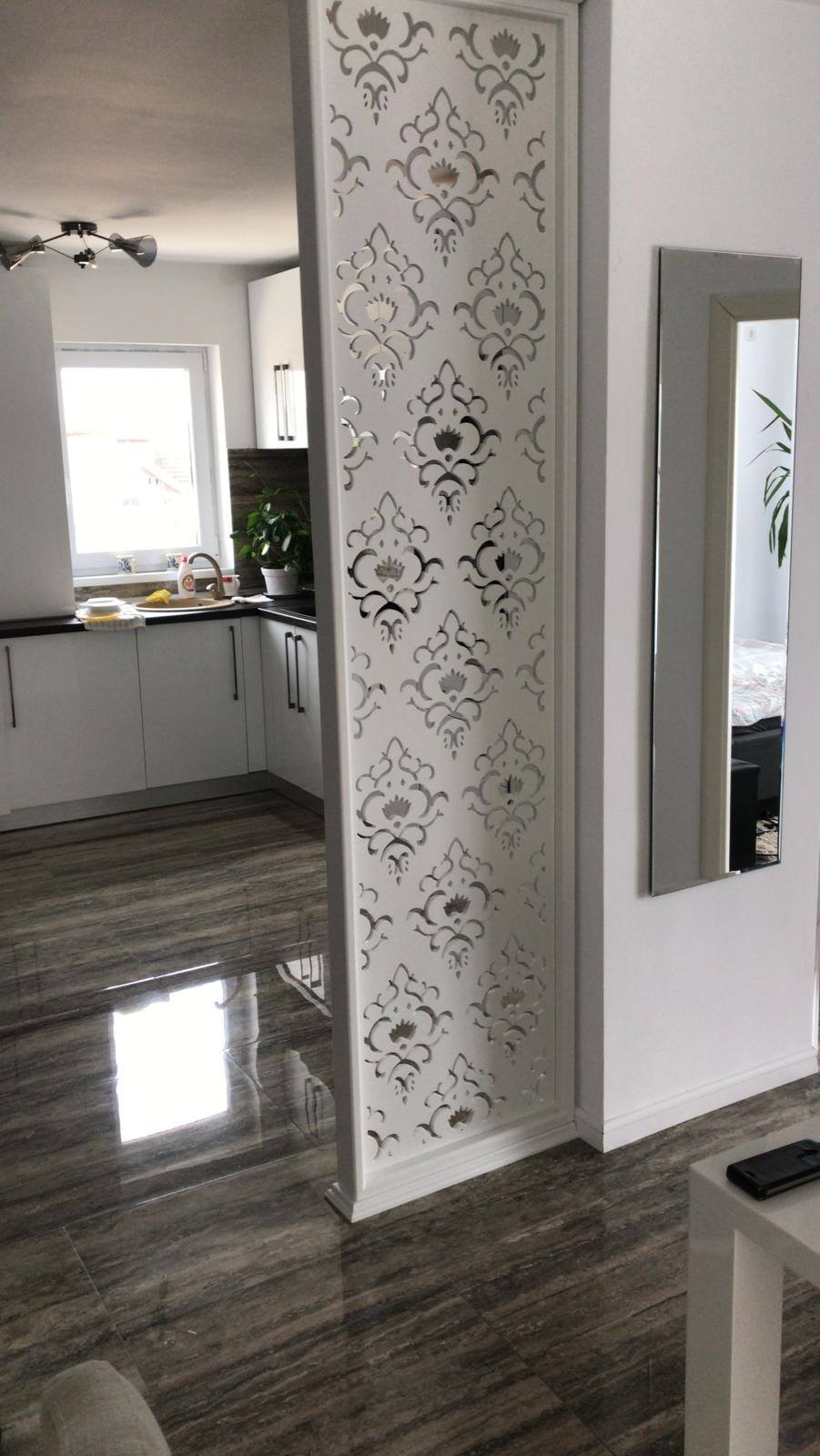 Paravan Decorativ/Despartitor cu rama adaugata - Model Anastasia