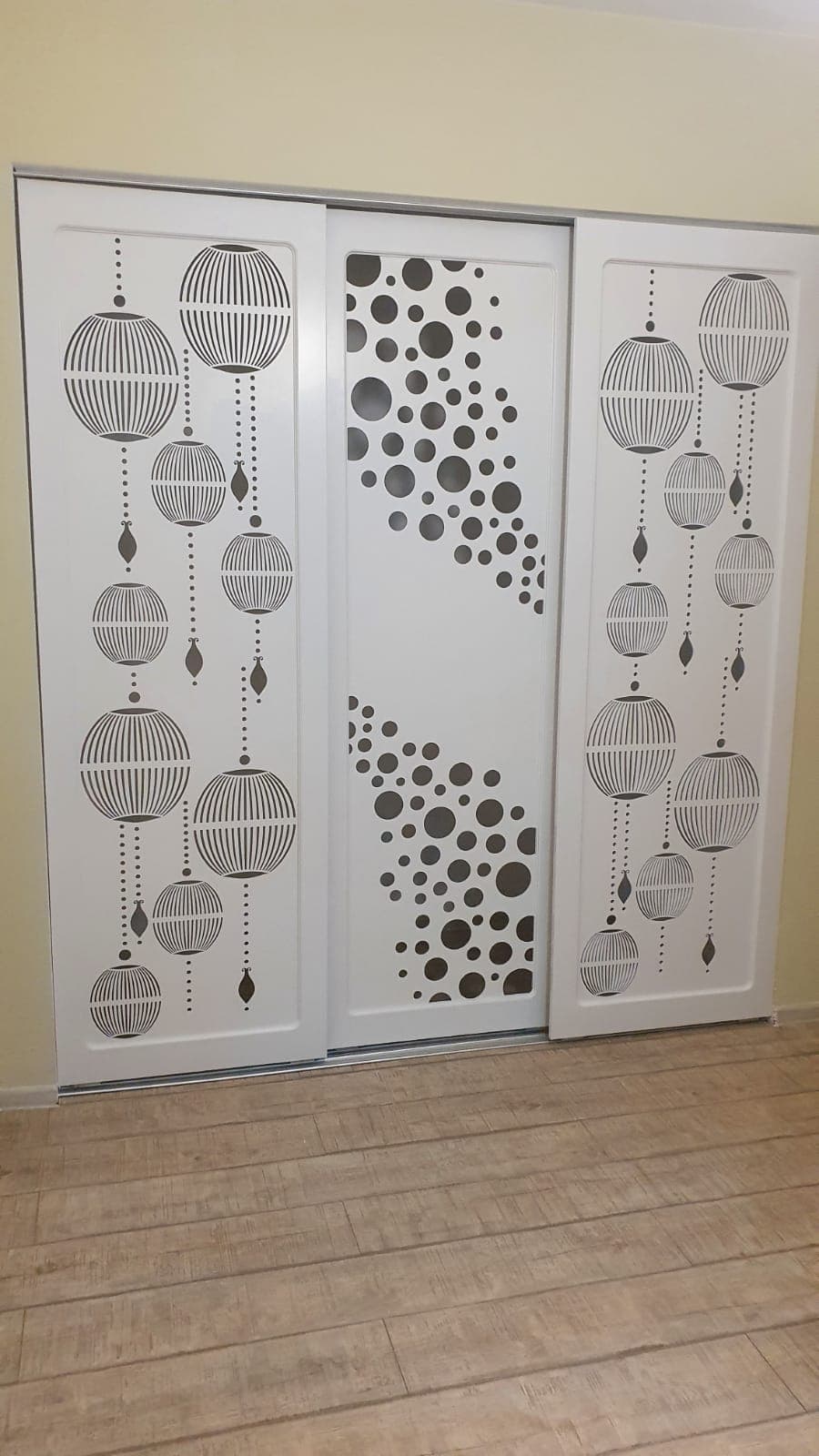 Usi glisante - Lampioane si Buline