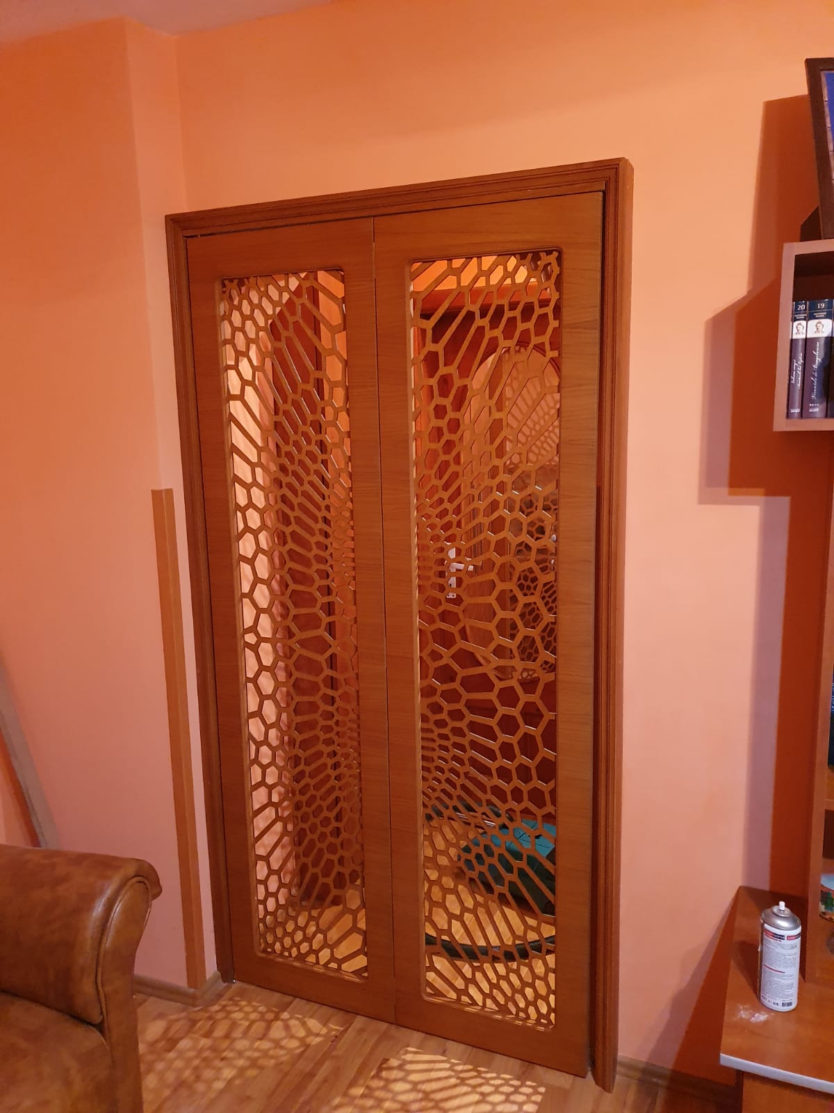 Usi pliabile din MDF furniruit - Model Fagure