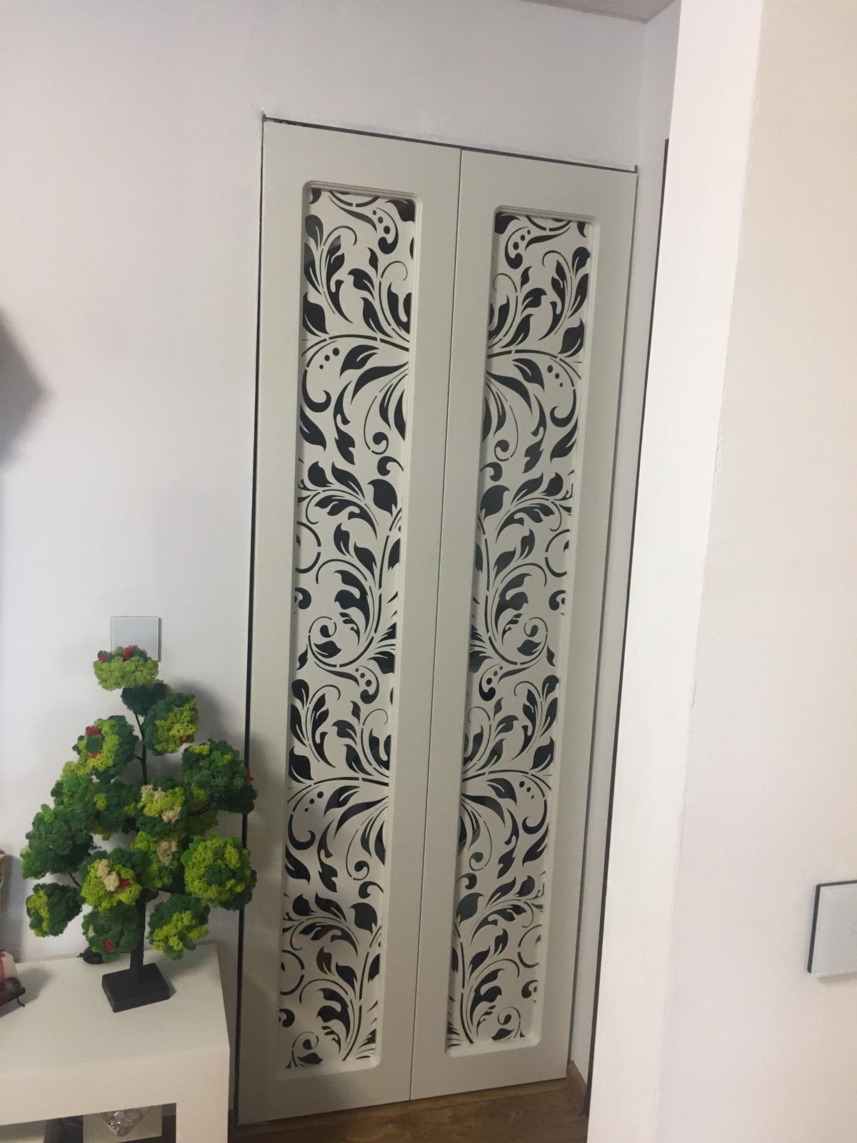 Usi pliabile - Model Floral